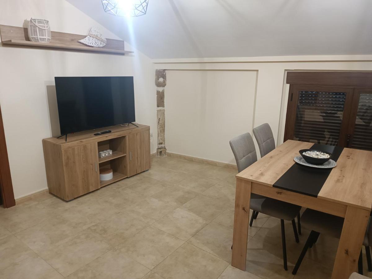 Alojamiento Matilla Appartement Baeza Buitenkant foto